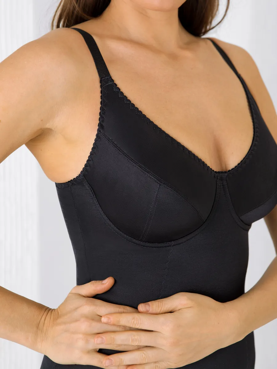 Боди утягивающее корректирующее живот с чашками черный